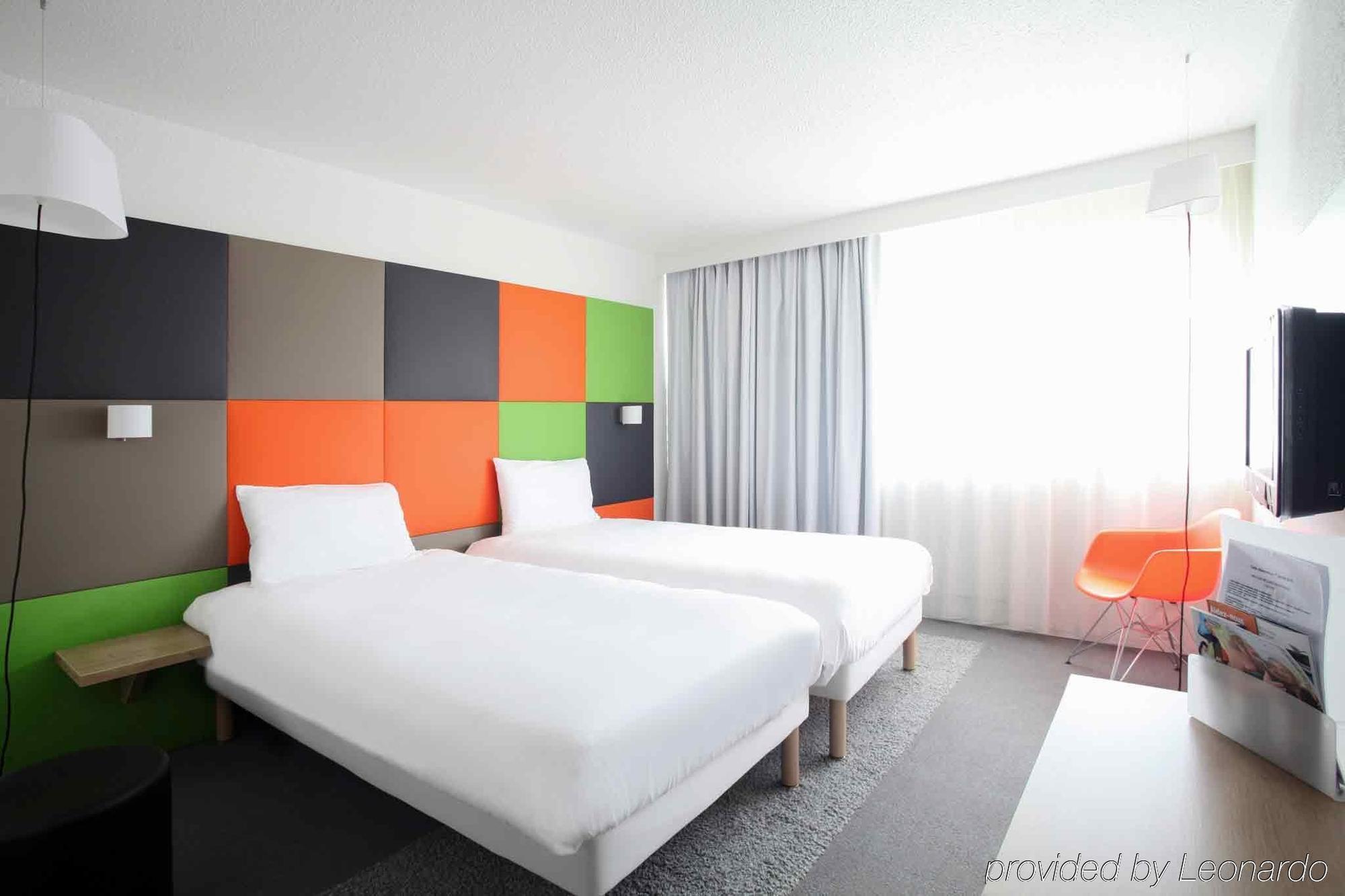 Ibis Styles Nancy Sud Hotel Houdemont Exterior photo